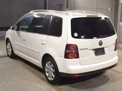 Volkswagen GOLF TOURAN