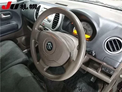 Suzuki MRWAGON