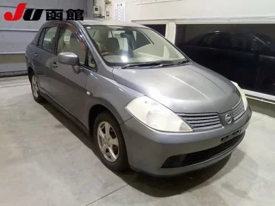 Nissan TIIDA LATIO