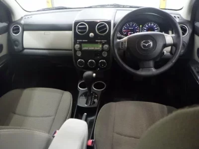 Mazda VERISA