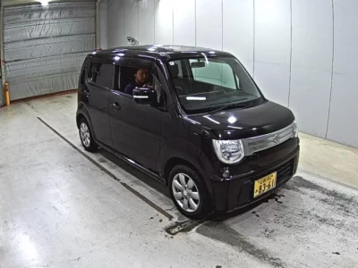 Suzuki MRWAGON