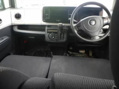 Suzuki MRWAGON