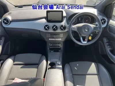 Mercedes-Benz B CLASS