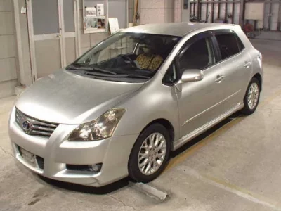 Toyota BLADE