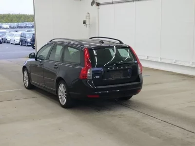 Volvo V50