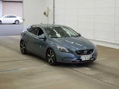 Volvo V40