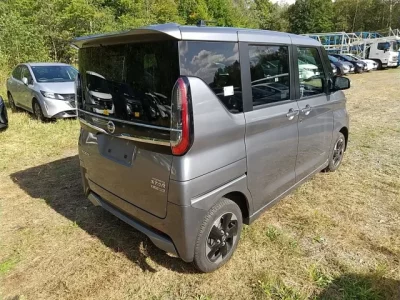 Nissan ROOX