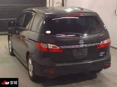 Nissan LAFESTA