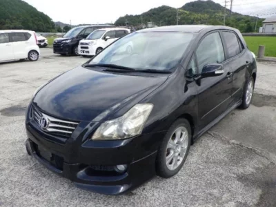 Toyota BLADE