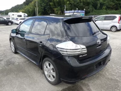 Toyota BLADE