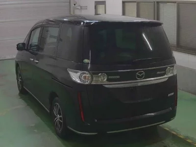 Mazda BIANTE
