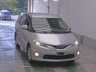 Toyota ESTIMA HYBRID