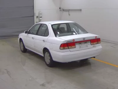 Nissan SUNNY