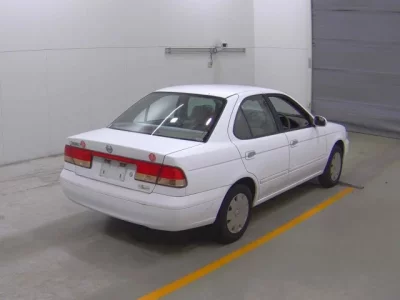 Nissan SUNNY