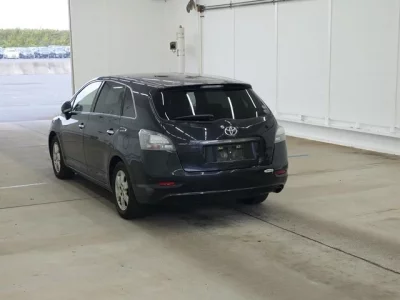 Toyota MARK X ZIO