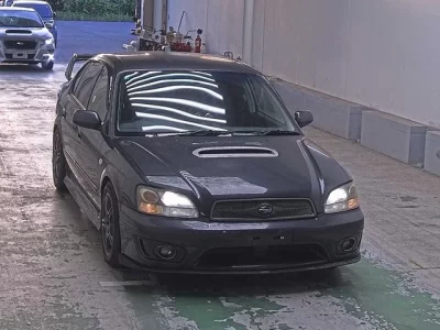 Subaru LEGACY B4