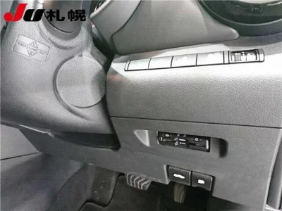 Nissan KIX