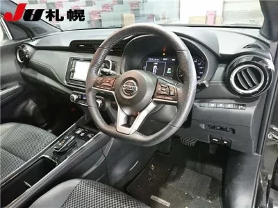 Nissan KIX