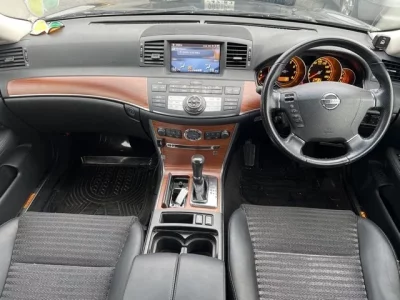 Nissan FUGA