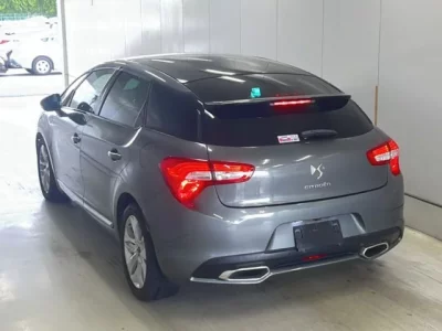 Citroen DS5