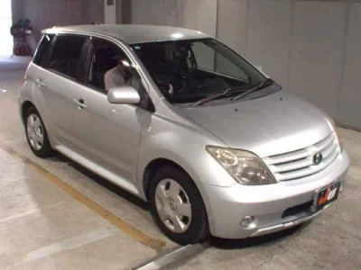 Toyota IST