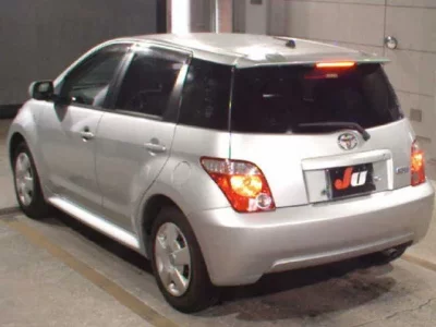 Toyota IST
