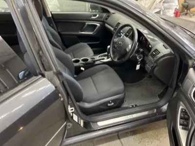 Subaru LEGACY B4