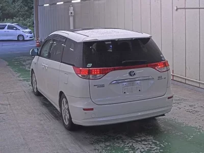 Toyota ESTIMA HYBRID
