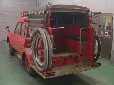 Nissan SAFARI TRUCK