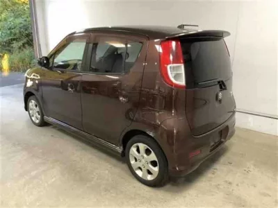 Suzuki MRWAGON