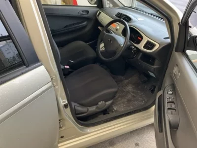 Subaru R2