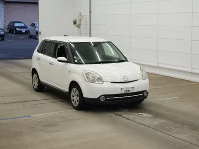 Mazda VERISA