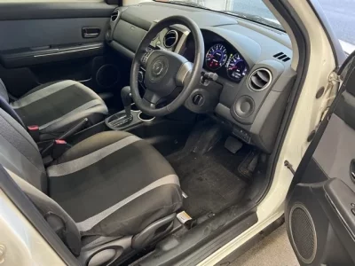 Mazda VERISA