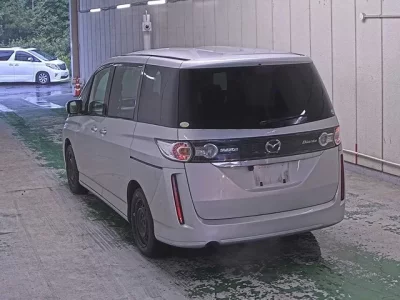 Mazda BIANTE