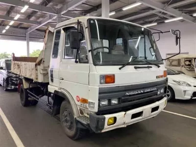 Nissan CONDOR
