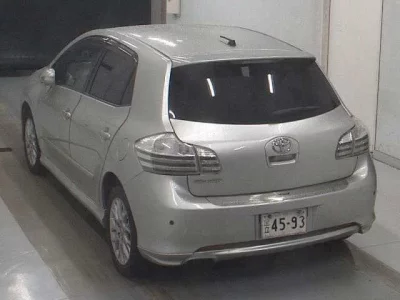 Toyota BLADE