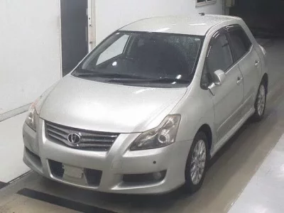 Toyota BLADE