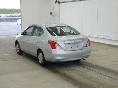 Nissan TIIDA LATIO
