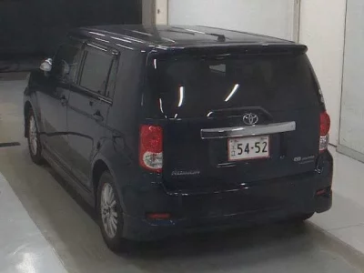 Toyota COROLLA RUMION