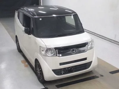 Honda N BOX SLASH