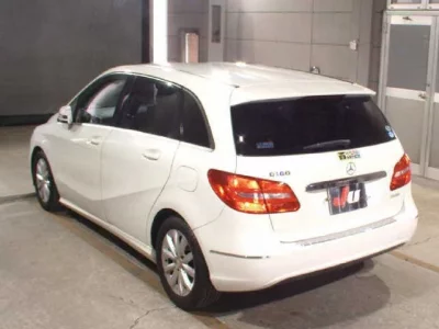 Mercedes-Benz B CLASS