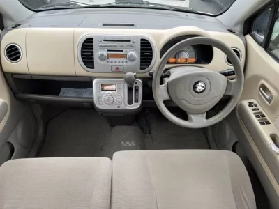 Suzuki MRWAGON