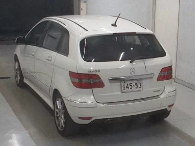 Mercedes-Benz B CLASS