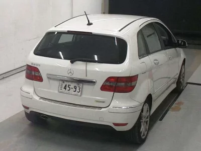 Mercedes-Benz B CLASS