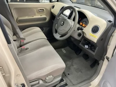 Suzuki MRWAGON