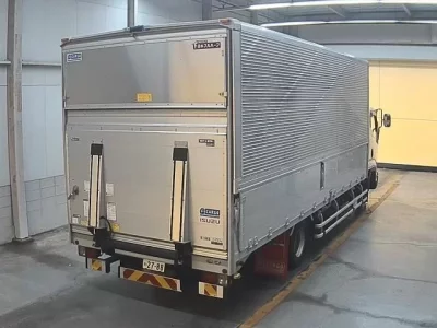 Isuzu FORWARD