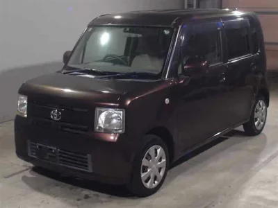 Toyota PIXIS SPACE