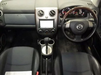 Mazda VERISA