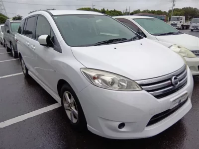 Nissan LAFESTA