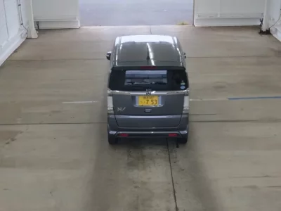 Honda N BOX SLASH